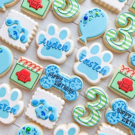 Blues Clues Cake, Boy Birthday Pictures, Blue's Clues Birthday Party, Baby Birthday Party Theme, Gender Reveal Cookies, Clue Party, Baby Gender Reveal Party Decorations, 1st Birthday Party For Girls, Terrible Twos