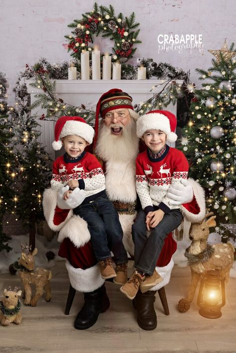 Santa Pictures With Kids Outfits, Santa Background, Pictures With Santa, Kids Christmas Dress, Christmas Tree Lots, Christmas Holiday Photos, Mini Ideas, Christmas Pics, Santa Photos