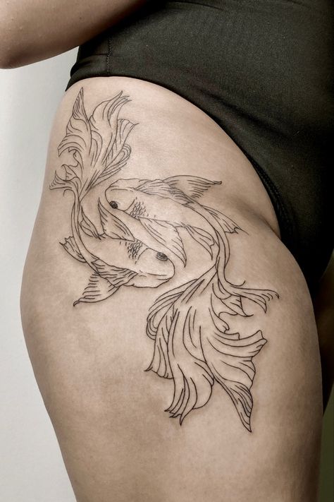 Large fineline koi fish tattoo on hip. Click to see it on @ken.tatts on Instagram Hip Tattoos Koi Fish, Koi Fish Tattoo Hip Thigh, Koi Hip Tattoos Women, Thigh Fish Tattoo, Koi Tattoo Thigh, Koi Fish Hip Tattoos Women, Koi Hip Tattoo, Koi Fish Tattoo On Hip, Choi Fish Tattoo