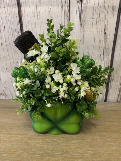 St Patrick's Day Floral Arrangements, St Patricks Day Centrepiece, St Patricks Day Floral Centerpiece, St Patrick’s Day Tablescape, St Patrick’s Day Table Centerpiece, Shamrock Hydrangea Arrangement, St Patricks Decorations, Artificial Flower Arrangements, St Patrick’s Day