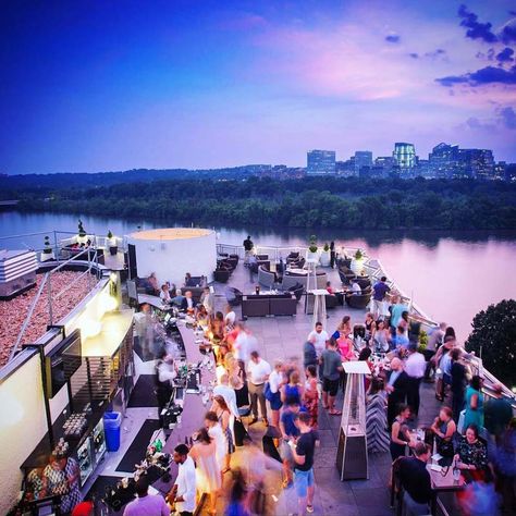 @watergatehotel - Top of the Gate rooftop bar at The Watergate Hotel - Sunset overlooking Potomac River in Washington, DC Restaurants In Washington Dc, Washington Dc Restaurants, Hotel Sunset, Fun First Dates, Visit Dc, Dc Washington, Best Rooftop Bars, Washington Dc Travel, Rooftop Bars