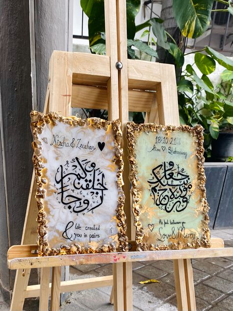 This resin geode name plates with arabic calligraphy are beyong words 😍 Resin Name Plate, Resin Geode, Customised Gifts, Name Plates, Resin Craft, Name Plate, Islamic Art, Resin Art, Burlap Bag