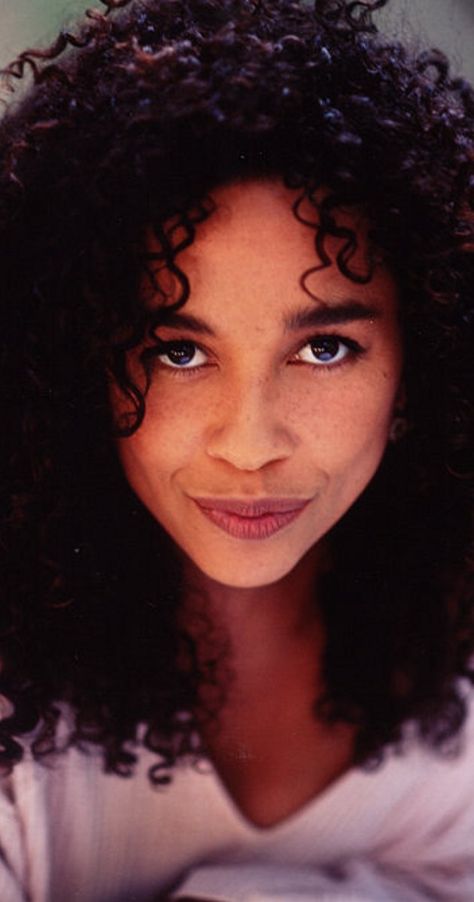 Rae Dawn Chong | Rae Dawn Chong Quotes. QuotesGram Rae Dawn Chong 80s, Rae Dawn Chong, Big Natural Hair, Characters Inspiration, Black Goddess, Black Hollywood, Girl Body, First Nations, Movie Trailers