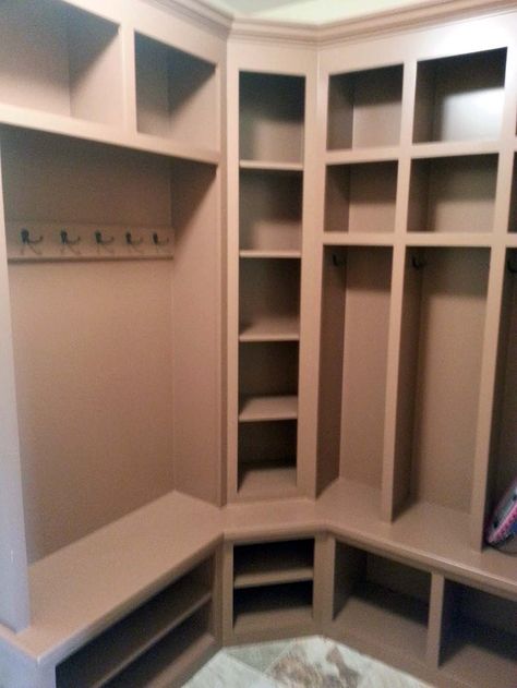 corner--mud room - nice corner solution  word work well for kid hats and accessories Corner Shoe Storage, Corner Entryway Bench, Corner Mudroom, Cubby Ideas, Mudroom Cubbies, Laundry Room/mud Room, Mud Room Entry, Mudroom Lockers, Laundry Ideas