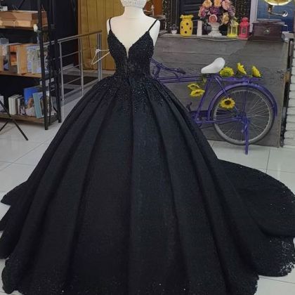 Black Sweet 16 Dresses, Black Sweet 16, Dream Quinceanera, Strapless Lace Wedding Dress, Black Quinceanera Dresses, Dresses Luxury, Black Evening Gown, Cute Wedding Dress, 16 Dresses