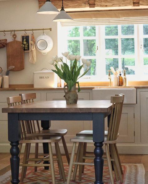 Hare & Wilde on Instagram: “It was great to hear your feedback from last nights poll, I’m somewhere in the middle! This is our kitchen where I have added one of Kilim…” Table In Middle Of Kitchen, Kitchen With Table In Middle, Kitchen With Table, Jute Rugs, Our Home, In The Middle, Kitchen Ideas, The Middle, Kilim Rugs