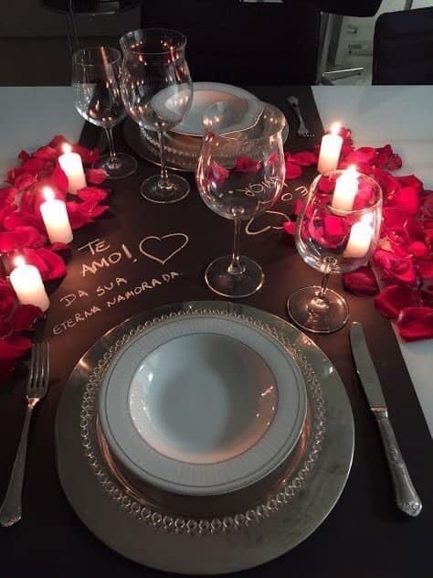 Romantic Dinner Tables, Romantic Dinner Setting, Romantic Room Surprise, Romantic Dinner Decoration, Romantic Room Decoration, Romantic Table Setting, Romantic Date Night Ideas, Tafel Decor, Romantic Table