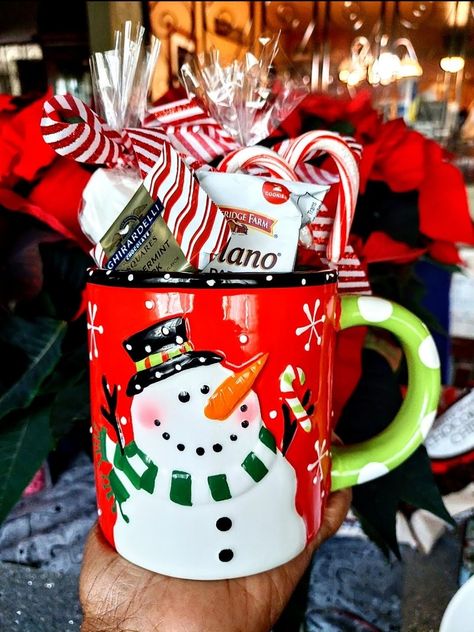 Cocoa Cones, Snowman Hot Cocoa, Holiday Cookie Exchange Party, Ghirardelli Chocolate Squares, Holiday Hot Chocolate, Sweet 16 Centerpieces, Sweet 16 Party Decorations, Farm Cookies, Hot Chocolate Cocoa