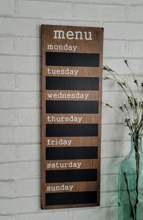 Cricut Meal Planner Board, Menu Board For Kitchen, Meal Planning Board Diy, Family Menu Board, Weekly Meal Board, Kitchen Menu Board Ideas, Kitchen Menu Board Diy, Diy Meal Planner Board, Menu Boards Design