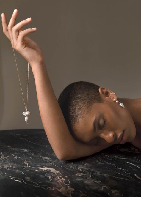 A model holding the Double Baroque Pearl Necklace by White/SpacePhoto courtesy Get to Know Khadijah Fulton of White/Space | The Adventurine Holding Necklace, Muse Art, Space Photos, Baroque Pearl Necklace, Jewelry Designers, Semi Precious Beads, White Space, The Double, Artistic Jewelry