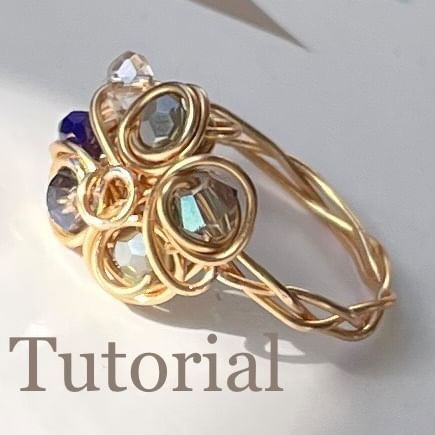 make jewelry with me | Very easy to make jewellery from wire. A small cross as a charm pendant#jewellery#wirewrapping#dandmade#diy#kreativeideen#schmuckherstellung | Instagram Glass Bead Crafts, Make Jewellery, Diy Jewelry Earrings, Easy Diy Jewelry, Make Jewelry, Jewellery Ideas, Small Crosses, Blue Lagoon, Bead Crafts