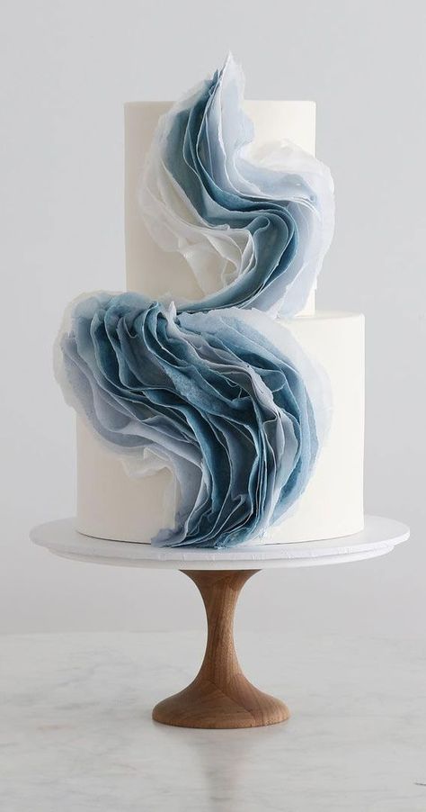 Watercolor Cakes, Minimalist Cake, Minimalist Birthday, Ocean Cakes, Wedding Cake Tops, White Cakes, Modern Cakes, Simple Cake Designs, Birthday Cakes For Women