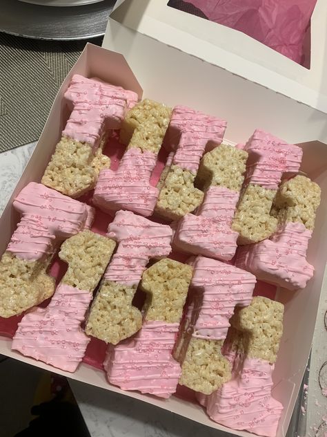 1 Year Birthday Treats, Rodeo Rice Krispies, 1 Rice Krispie Treats Number, Number 1 Rice Krispie Treats, Sweet One Birthday Treats, First Rodeo Birthday Treats, First Rodeo Treats, Rodeo Snacks, First Birthday Treats