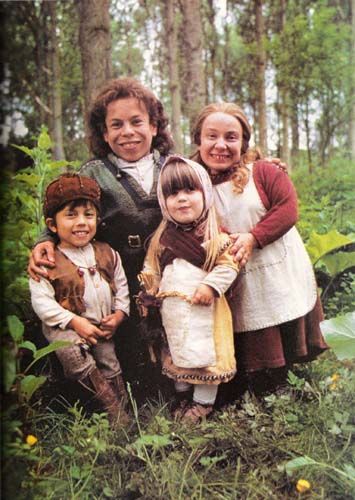 Ufgood Family Willow Ufgood, Willow Movie, Warwick Davis, Bon Film, Septième Art, Fantasy Films, 80s Movies, Celebrities Humor, Actrices Hollywood