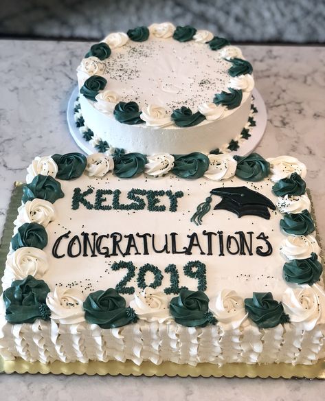 Green And White Graduation Cake, Grad Cakes, Graduation Cake Designs, Eid Cake, Grad Cake, Baker Man, Graduation Party Planning, Graduation Cake, Graduation Cakes