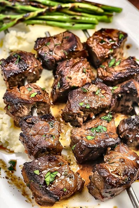 Juicy garlic butter steak bites with a rich parmesan cream sauce—an easy, savory delight perfect for dinner! #SteakBites #GarlicButter #ParmesanSauce #EasyDinner #SavoryDelight Garlic Butter Sauce For Steak, Banana Walnut Cake, Garlic Butter Steak Bites, Butter Steak Bites, Fat Burning Soup, Creamy Parmesan Sauce, Butter Steak, Parmesan Cream Sauce, Garlic Butter Steak