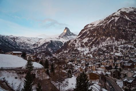 8 DAY SWITZERLAND ITINERARY - The Ultimate Guide | Jonny Melon Switzerland Travel Winter, Switzerland Travel Itinerary, Matterhorn Mountain, Switzerland Itinerary, Swiss Travel Pass, Switzerland Tour, Scenic Train Rides, Zermatt Switzerland, Swiss Travel