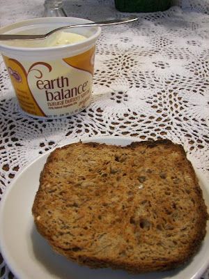 Ezekiel Bread Recipe Easy, Ezekial Bread, Bread In The Bread Machine, Sprouted Grain Bread, Sprouted Bread, Multi Grain Bread, Ezekiel Bread, Bread Maker Recipes, Grain Bread