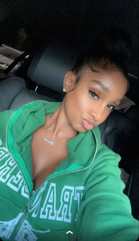 Bernice Burgos Bernice Burgos Bun, Bernice Burgos Makeup, Bernice Burgos Braids, Bernice Burgos Hairstyles, Bernice Burgos Body, Bernice Burgos, Ski Posters, Finance Investing, Face Card