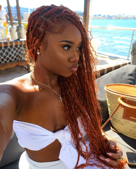 Ginger babe X Summertime in Cape Town 🧡🤍 | Instagram Ginger Faux Locs, Chev B, Faux Locs Short, Camp Hairstyles, Blonde Faux Locs, Ginger And Blonde, Braids 2024, Locs Short, Goddess Locks