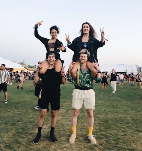 Liza Koshy, David Dobrik, Kristen McAtee & Scott Sire at Coachella 2018 Lizzza Koshy, Liza Koshy And David Dobrik, Carly And Erin, Kristen Mcatee, Zane And Heath, Liza And David, Scotty Sire, Coachella Fits, Coachella 2018