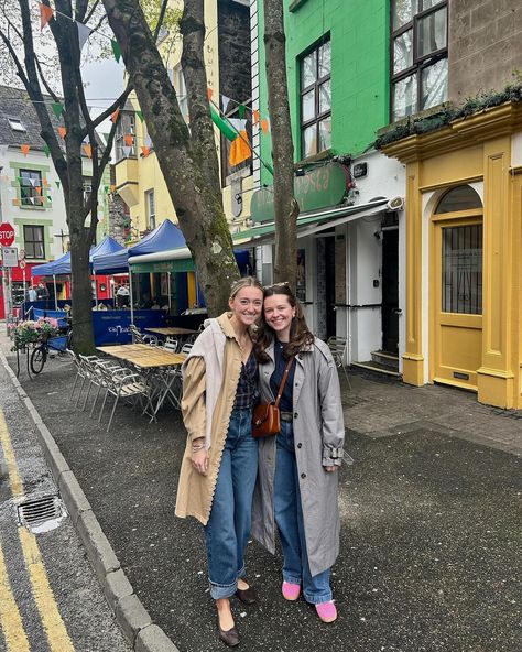 no trip to Ireland is complete without @carolinemooney23 ☘️ Dublin Style Winter, Dublin Ireland Outfits Fall, Dublin Ireland Outfits, Ireland November, Ireland Outfits, Ireland Winter, Trip To Ireland, Fall Winter Wardrobe, Dinner Outfits