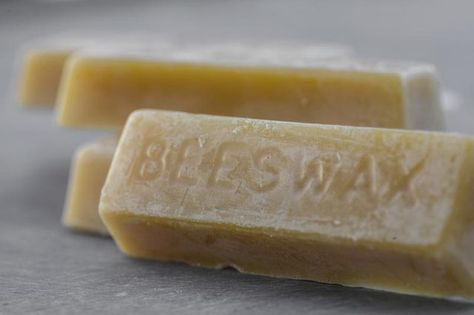 Impervious to just about everything save extreme heat, beeswax chewing gum keeps indefinitely without preservatives. Regular gum bases have more elasticity than beeswax, but it doesn’t limit its ability to deliver flavor; you can incorporate hundreds of non-traditional flavorings you won’t find in traditional gum. Fresh herbs aromatize beeswax gum and release their oils and … Homemade Gum, Gum Recipe, Kids Treats, Candy Man, Food Candy, Homemade Candy, Candied Lemons, Homemade Products, Gum Care