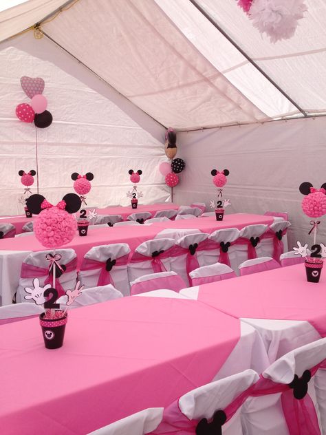 Minnie Mouse theme party Diy Minnie Mouse Backdrop, Minnie Mouse Party Ideas Decoration, Outside Minnie Mouse Birthday Party, Minnie Mouse Birthday Party Ideas 3rd Decorations, Mini Mouse Theme Birthday Party, Minnie Mouse Birthday Theme Decoration, Minnie Mouse Table Decorations, Minnie Mouse Centerpieces, Minnie Mouse Birthday Theme