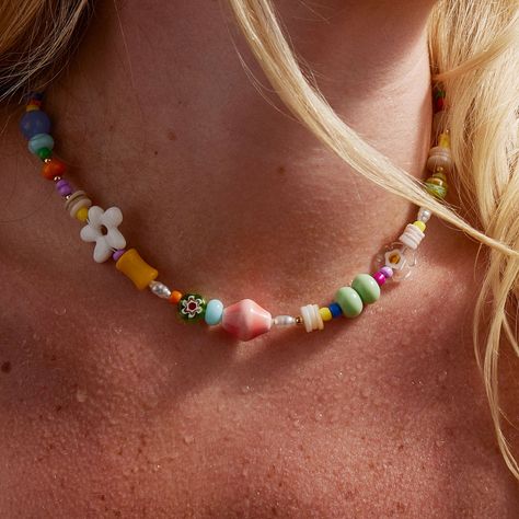 Multi-Colored Beaded Strand Necklace on Model's Neck Fun Necklaces To Make, Multi Colored Beaded Necklace, Cloud Accessories, Diy Beaded Necklace, Playful Jewelry, Layering Style, Jewelry Stacking, Mignonne Gavigan, Scarf Necklace