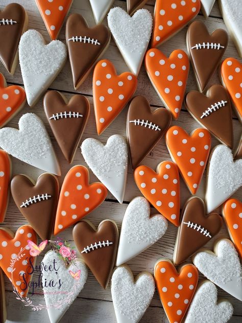 Sports Desserts, Tiger Cookies, Paw Cookies, Clemson Tigers Football, Football Cookies, Bee Sweet, Decorative Cookies, Cookie Decorations, Tiger Birthday