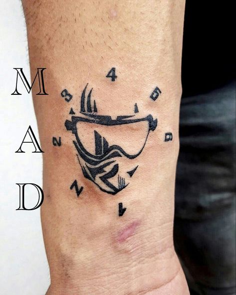 Tattoo For Bikers Men, 1n23456 Tattoo, Moto Tattoo Ideas, Small Motorcycle Tattoo, Moto Tattoo, Motocross Tattoo, Bike Tattoo, Memorial Tattoo Designs, Hirsch Tattoo