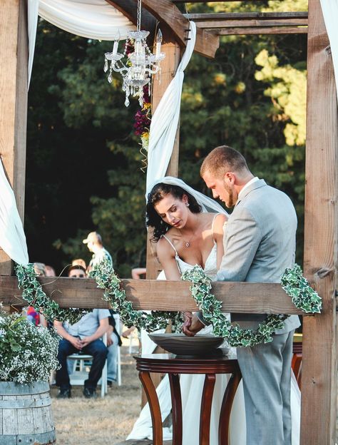 Hand washing ceremony Hand Washing Ceremony Wedding, Wedding Hands, Lake Como Wedding, Wedding Photos Poses, Oregon Wedding, Great Love, Hand Washing, Our Wedding Day, Wedding Bells