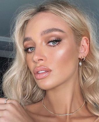 Wedding Makeup Blonde, Makeup Looks Blue Eyes, Glam Bride Makeup, Wedding Makeup For Blue Eyes, Hoco Makeup Looks, Wedding Makeup Blue, Ball Makeup, Natural Prom Makeup, Natural Glam Makeup