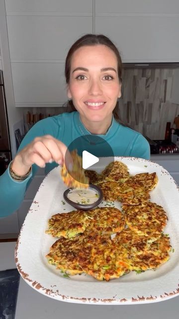 Stella Drivas 🇬🇷🇺🇸 on Instagram: "This CHEESY VEGETABLE FRITTERS are definitely a staple in my meal prep. SO simple to make and customizable. I love them with my Lazy Tzatziki dip - which is included on my website post. 

Full recipe is on my site: https://hungryhappens.net/cheesy-vegetable-fritters/

Καλή Όρεξη 🇬🇷
💙Stella" Lazy Food, Stella Drivas, Tzatziki Dip, Cheesy Vegetable, Vegetable Fritters, Hungry Happens, Baked Veggies, Appetizer Bites, Finger Food Appetizers