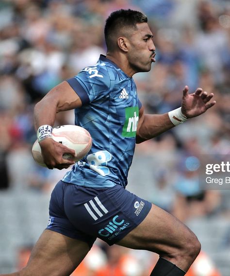 Rieko Ioane, Running