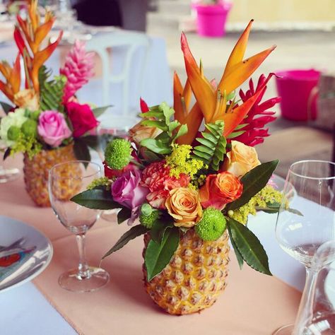 Night Club Birthday Party, Hawaiian Centerpieces, Metal Mesh Dress, Club Birthday Party, Tropical Wedding Centerpieces, Party Dress Mini, Tropical Centerpieces, Tropical Wedding Theme, Club Birthday