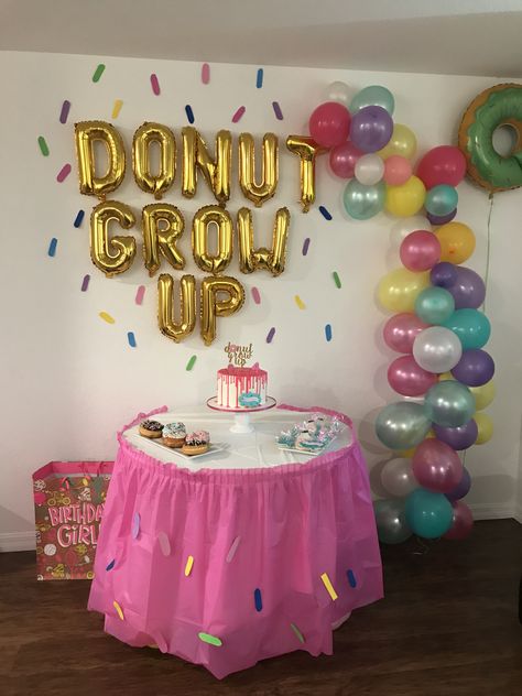 Donut grow up birthday party Four Goodness Sake Donut Grow Up, Birthday Donuts Ideas, 8 Year Birthday Ideas Girl, Donut Grow Up Two Fast, Donut Grow Up Birthday Party, Donut Grow Up Party, Up Birthday Party, Third Birthday Girl, Half Birthday Party