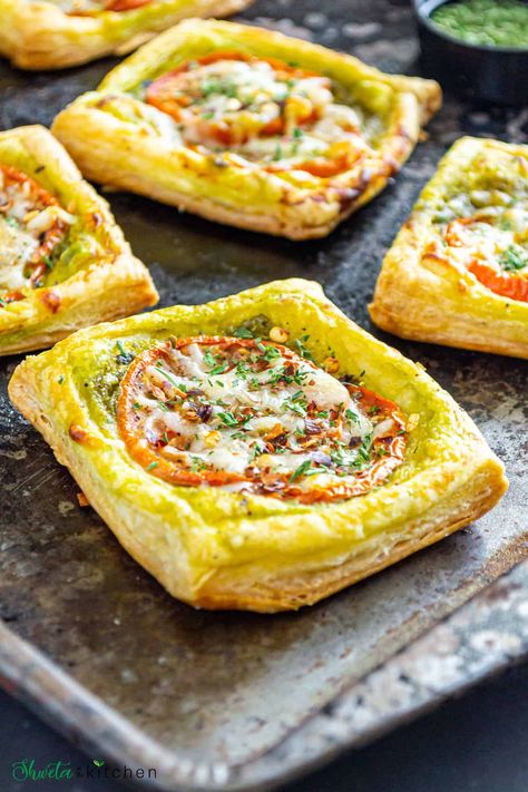 Easy Tomato Pesto Tarts - Shweta in the Kitchen Super Easy Appetizers, Savory Puff Pastry, Pesto Cheese, Puff Pastry Appetizers, Pastry Appetizer, Puff Pastry Tart, Tomato Tart, Tomato Pesto, Tomato And Cheese