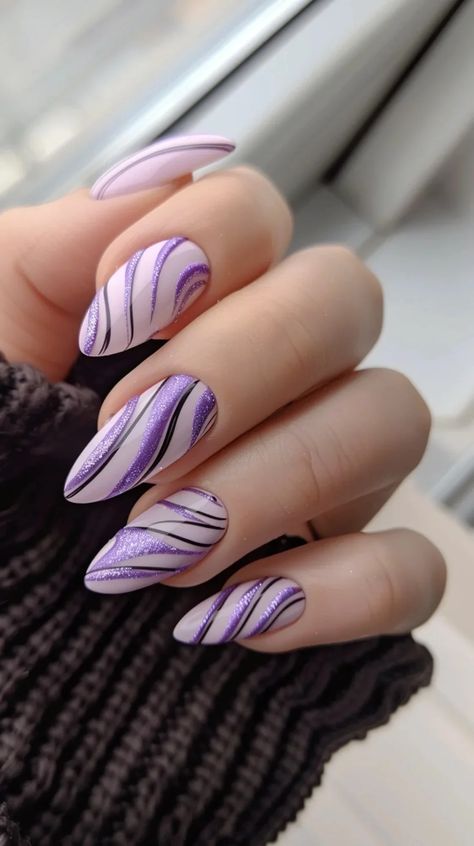 Foil Nail Designs, Purple Nail Art Designs, Light Purple Nails, Classy Nail Art Ideas, Red And Gold Nails, Violet Nails, Purple Nail Art, Korean Nail Art, Purple Nail Designs