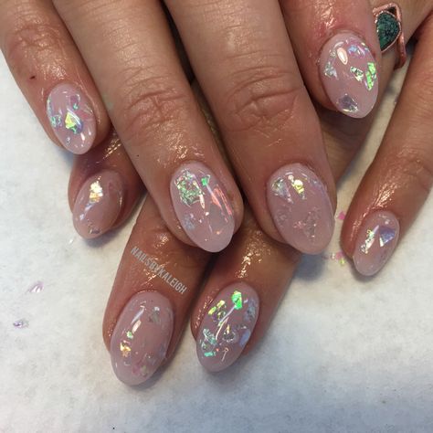 Opal Foil Nails, Iridescent Bridal Nails, Nails With Holographic Flakes, Sparkle Flake Nails, Metallic Flake Nails, Iridescent Foil Nails, Iridescent Flakes Nails, Opal Iridescent Nails, Glitter Flakes Nails