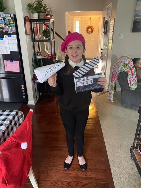 Hollywood Spirit Day, Red Carpet Dress Up Day At School, Movie Director Outfit, Hollywood Dress Up Ideas For School, Career Dress Up Day At School, Career Day Spirit Week Costume Ideas, Movie Director Costume, Future Career Day Spirit Week, Film Director Outfit