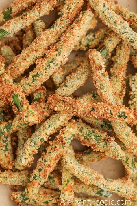 Crispy Air Fryer Green Bean Fries - Air Frying Foodie Crispy Green Bean Fries, Tempura Green Beans Air Fryer, Fried Olives Air Fryer, Air Fry Green Bean Recipes, Crispy Green Beans Air Fryer, Green Bean Fries Air Fryer, Air Fryer Green Beans Recipes, Panko Green Beans, Fried Green Bean Recipes