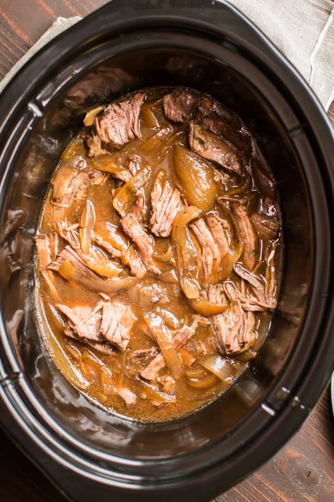 Potroast Slowcooker, Slow Cooker Ground Beef, The Magical Slow Cooker, Slow Cooker Recipes Beef, Pot Roast Slow Cooker, Pot Roast Recipes, Amish Recipes, Crock Pot Slow Cooker, Crock Pot Cooking