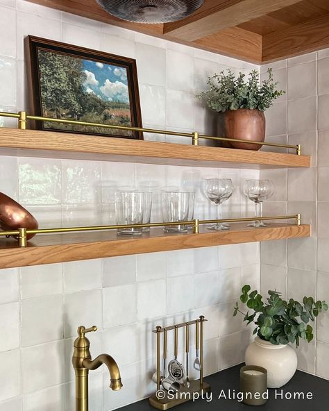 Shelves Interior Design, Brass Shelf Rail, Bar With Floating Shelves, Floating Bar Shelves, Wet Bar Ideas, Modern Home Decor Kitchen, Shelf Rail, Kitchen Open Shelves, Diy Floating Shelves