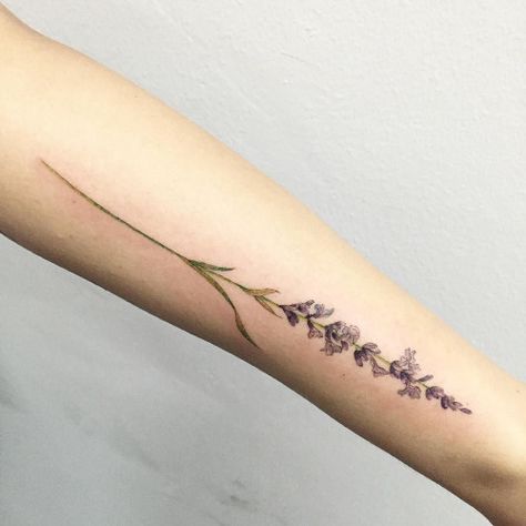 lavender #lavendertattoo #flowertattoo #colortattoo #tattooart... Minimalist Tattoo Meaning, Girls Tattoos, Lavender Tattoo, Tattoo Trends, Design Tattoo, Small Tattoo, Popular Tattoos, Skin Art, Piercing Tattoo