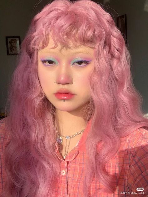 Hair Reference, Hair Inspo Color, Color Hair, Pretty Makeup, Cute Makeup, Aesthetic Hair, Pretty Hairstyles, Pink Hair, Maquillaje De Ojos