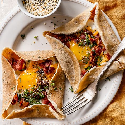 Check out Savory Crepe Pockets, BEC Style recipe and more from Sur La Table! Savory Crepes Filling, Savory Crepe, Crepe Recipe Savory, Pockets Recipe, Bacon Egg Cheese, Crepe Maker, Egg Cheese, Savory Crepes, Breakfast Goodies