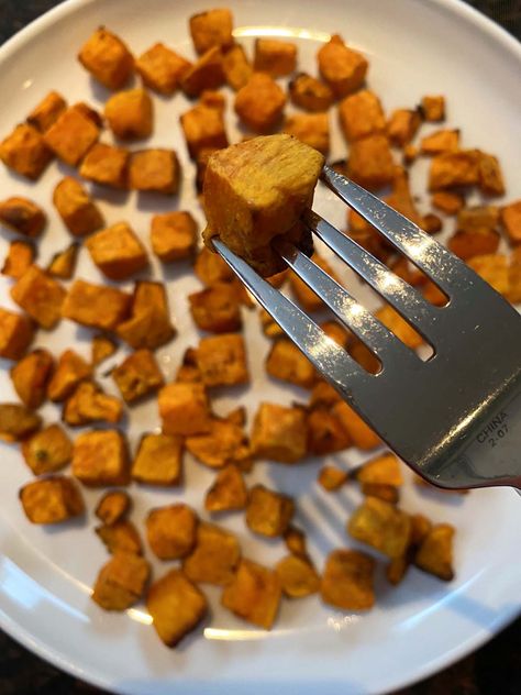 It is so easy and quick to make these diced frozen sweet potatoes in the air fryer! They will turn out delicious with a sweet, roasted flavor! These air fried sweet potato cubes are ready in just 15 minutes. Thanks to the air fryer, they are perfectly crisp on the outside, tender on the inside, and almost melt in your mouth! You can serve them for breakfast, lunch, or dinner! If you don't have air fryer - no worries! Check out this oven roasted sweet potatoes recipe to make them in the oven. Air Fried Sweet Potatoes, Frozen Sweet Potatoes, Diced Sweet Potatoes, Fried Sweet Potatoes, Sweet Potato Cubes, Potatoes In The Air Fryer, Potato Cubes, Sweet Potato Benefits, Sweet Potato Recipes Roasted