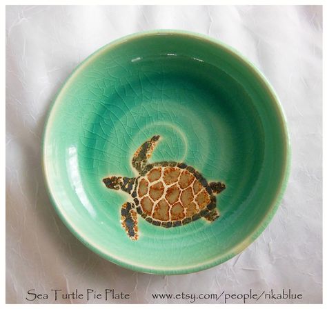 Fresh from the kiln:  Sea Turtles! Ceramic Turtle Painting Ideas, Ocean Inspired Pottery, Pottery Painting Sea, Turtle Pottery Painting, Pottery Painting Ideas Ocean, Pottery Painting Animals, Ceramic Bowl Painting Ideas, Pottery Painting Bowl, Painting Pottery Plates