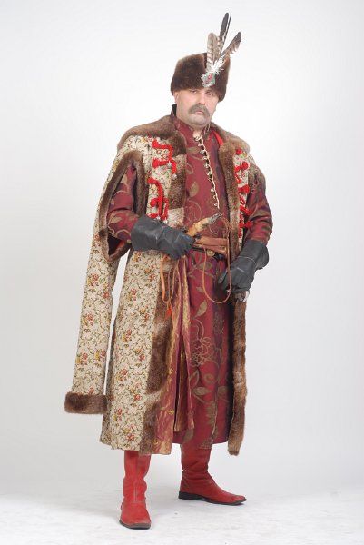 ?? maybe 15th/16th C Poland?  Hat is more Polish/Lithuanian Commonwealth, but clothing is feryaz & opashen Russian Traditional Clothing, Slavic Clothing, 17th Century Fashion, Russian Clothing, Period Outfit, Century Clothing, Medieval Clothing, Russian Fashion, Historical Costume